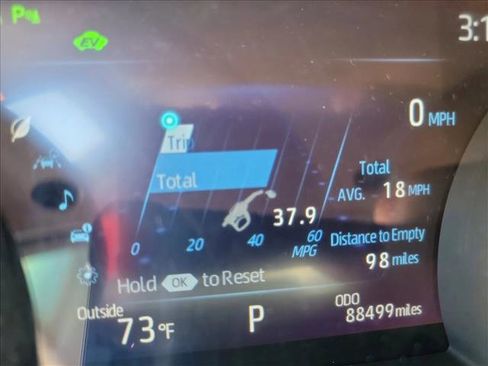 Used 2019 Toyota Camry XLE image 19