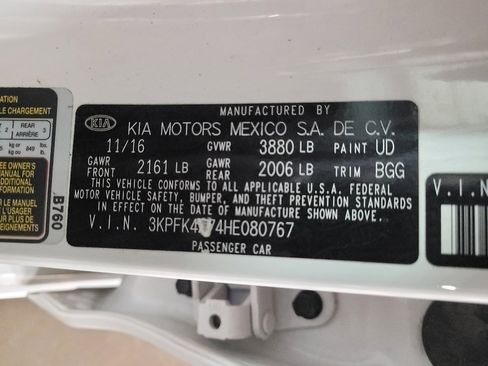 Used 2017 Kia Forte LX FWD image 33