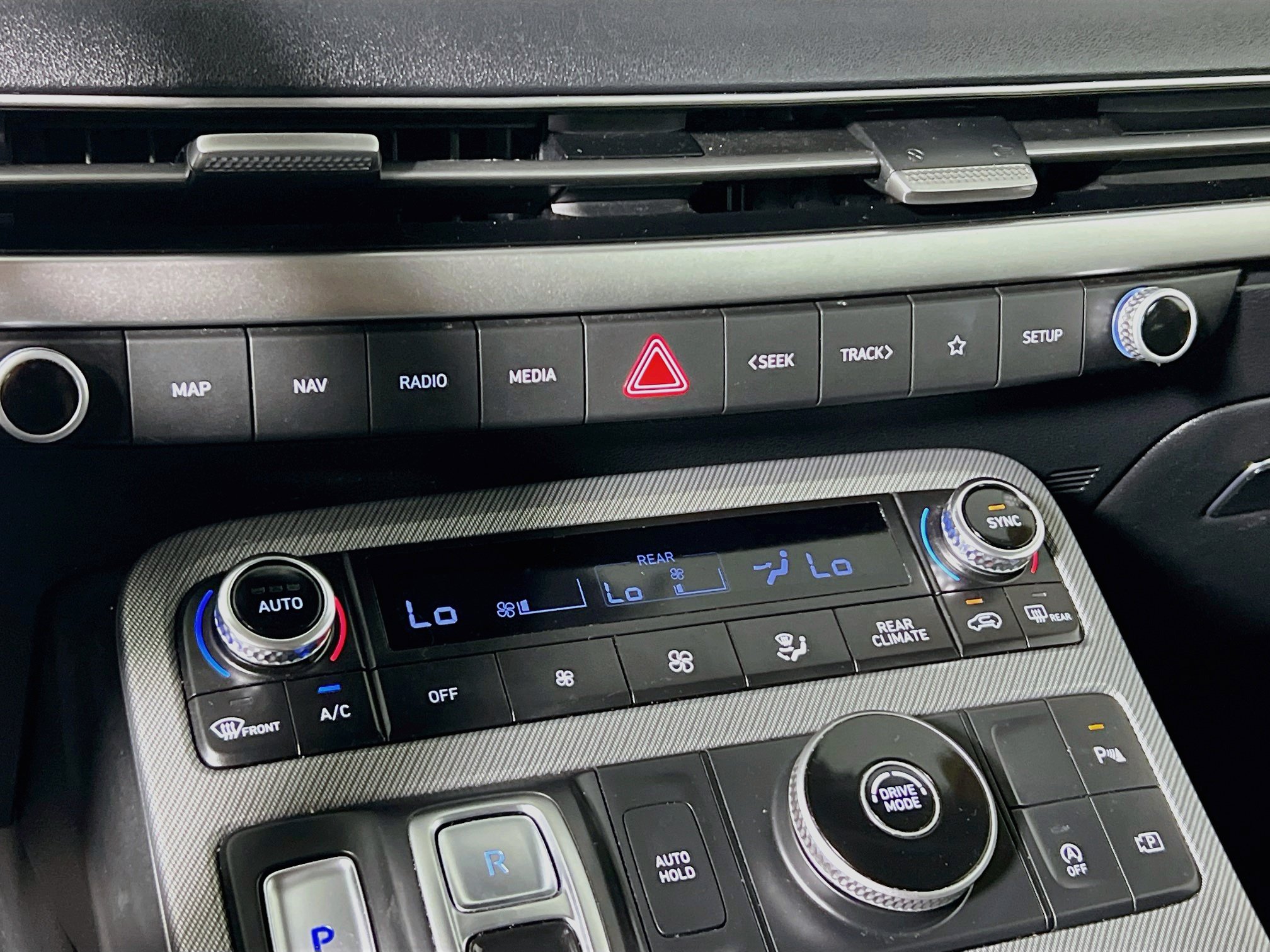 Used 2024 Hyundai Palisade SEL FWD image 26