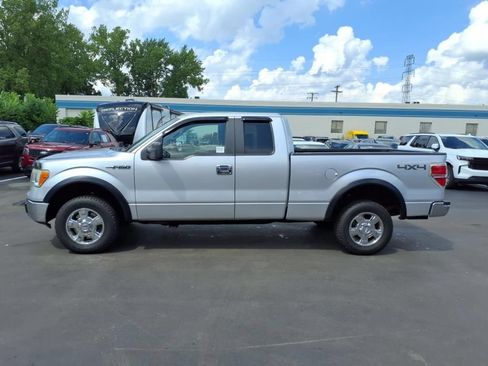 Used 2011 Ford F150 XLT AWD/4WD image 2