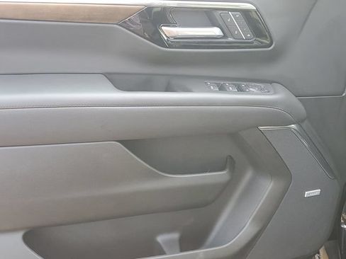Certified 2026 Chevrolet Tahoe High Country AWD/4WD image 15