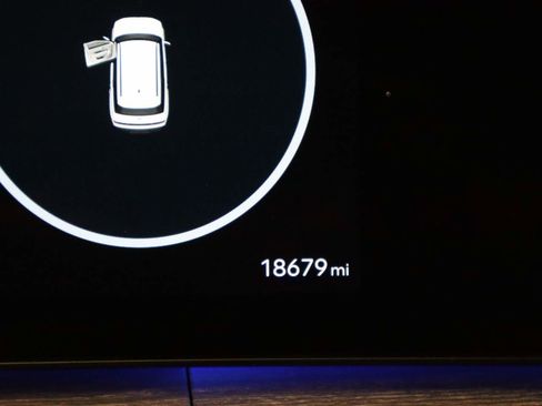 Used 2025 Hyundai Santa Fe Calligraphy image 9