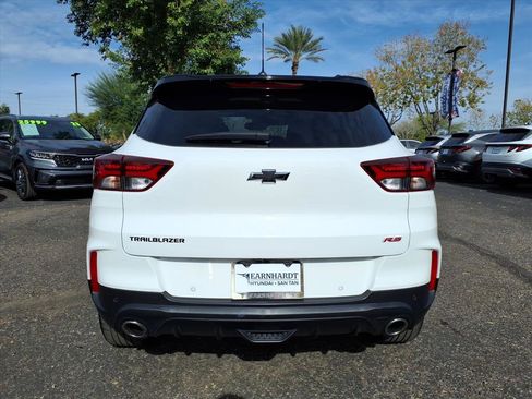 Used 2023 Chevrolet TrailBlazer RS w/ Sun and Liftgate Package image 6
