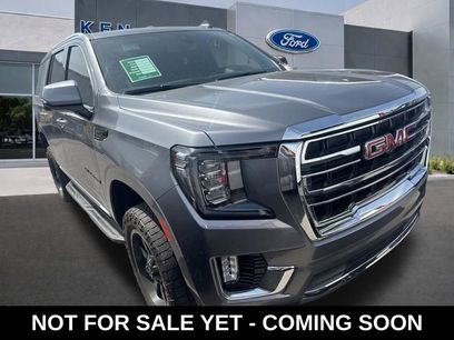 Used 2022 GMC Yukon SLT w/ SLT Premium Package