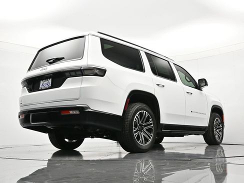 New 2026 Jeep Grand Wagoneer 4WD w/ Premium Group I image 41