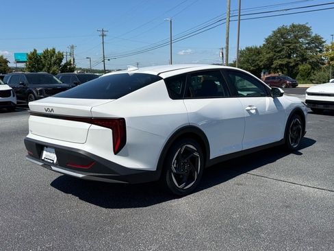 New 2025 Kia K4 EX image 3