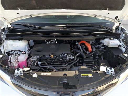 Used 2023 Toyota Sienna XSE image 24