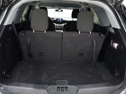 Used 2021 Ford Explorer XLT image 27