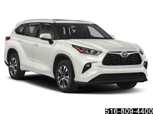 Used 2021 Toyota Highlander XLE AWD/4WD image 7