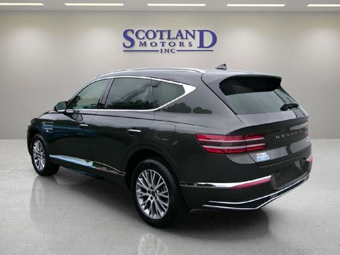 Used 2025 Genesis GV80 2.5T Standard image 8
