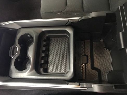 New 2026 RAM 1500 4x4 Crew Cab image 26