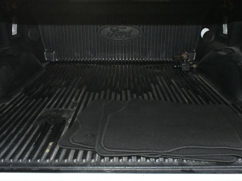 Used 2019 Ford F150 XLT image 95