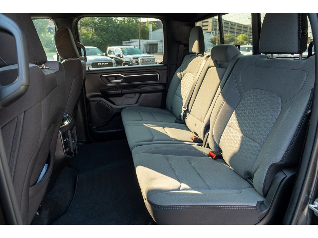 Used 2025 RAM 1500 Big Horn AWD/4WD image 13