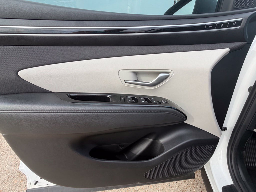 Used 2024 Hyundai Tucson Limited FWD image 17