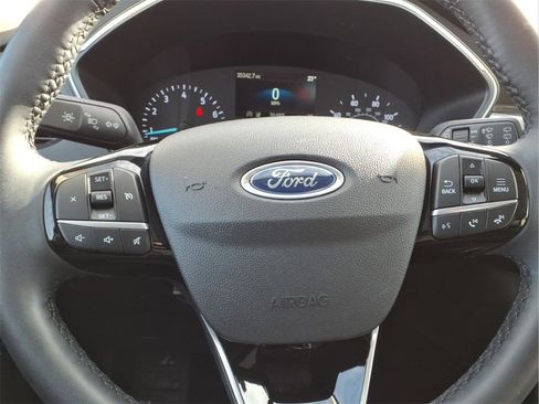 Used 2022 Ford Escape SE w/ Convenience Package image 11