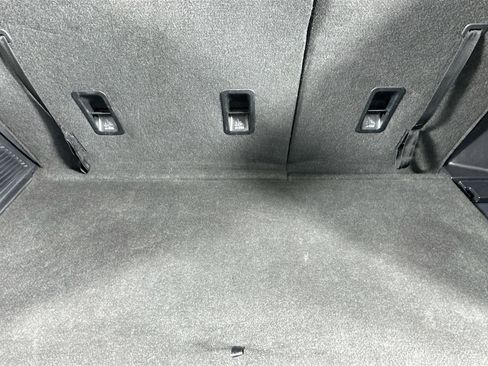 Used 2024 Subaru Ascent Limited w/ Technology Package image 34