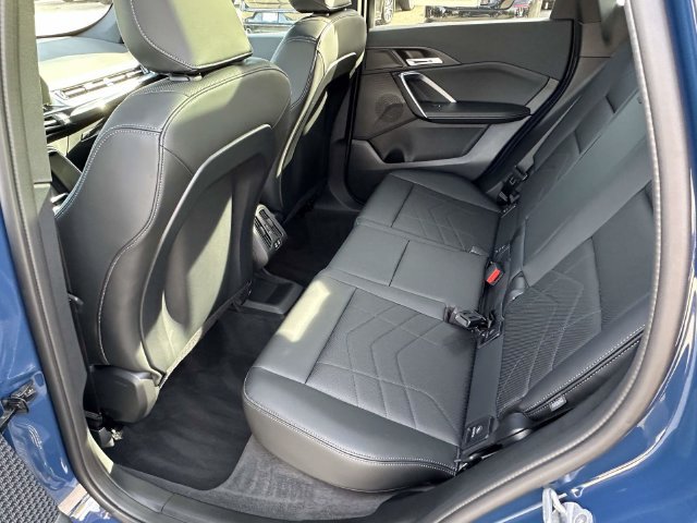 Used 2026 BMW X1 xDrive28i AWD/4WD image 17