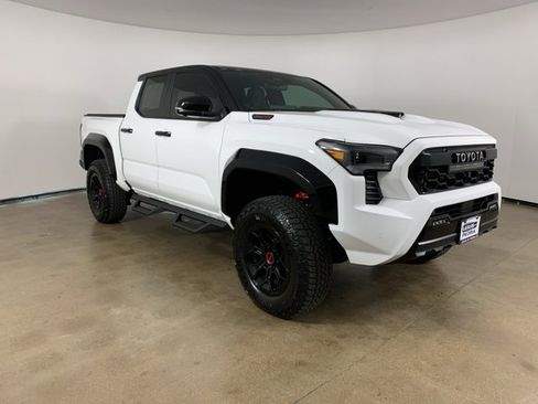 Used 2025 Toyota Tacoma TRD Pro image 4