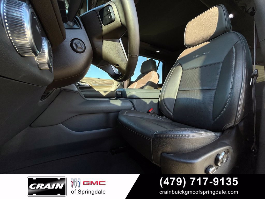 Used 2023 GMC Yukon Denali AWD/4WD image 23