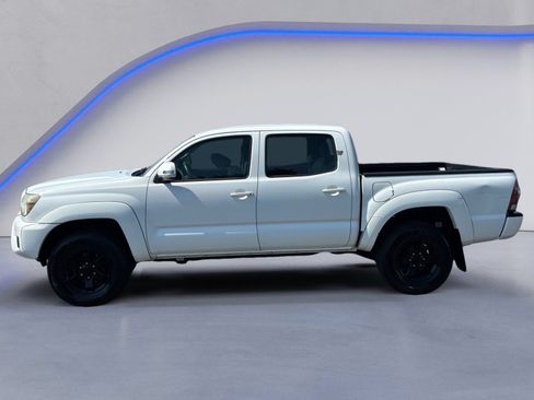 Used 2015 Toyota Tacoma 4x4 Double Cab w/ SR Package image 8