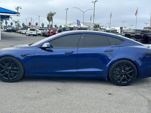 Used 2021 Tesla Model S Plaid image 7