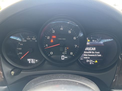 Used 2017 Porsche Macan image 2