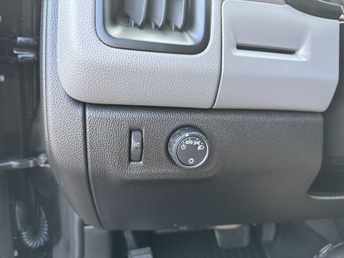 Used 2021 Chevrolet Colorado W/T w/ WT Convenience Package image 29