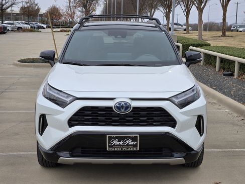 Used 2024 Toyota RAV4 XSE image 8