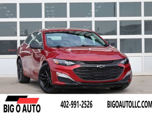 Used 2023 Chevrolet Malibu LT w/ Sport Edition FWD image 1