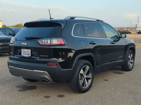 Used 2020 Jeep Cherokee Limited AWD/4WD image 3