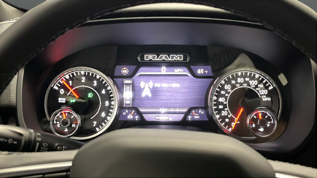 Used 2025 RAM 1500 Big Horn AWD/4WD image 16