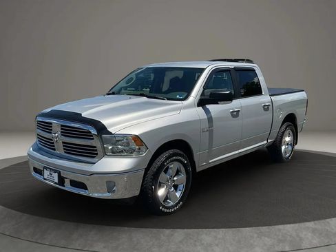Used 2017 RAM 1500 Big Horn AWD/4WD image 2