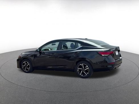 Used 2025 Nissan Sentra SV image 10