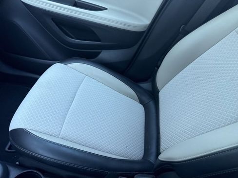 Used 2019 Buick Encore Sport Touring w/ Safety Package image 5