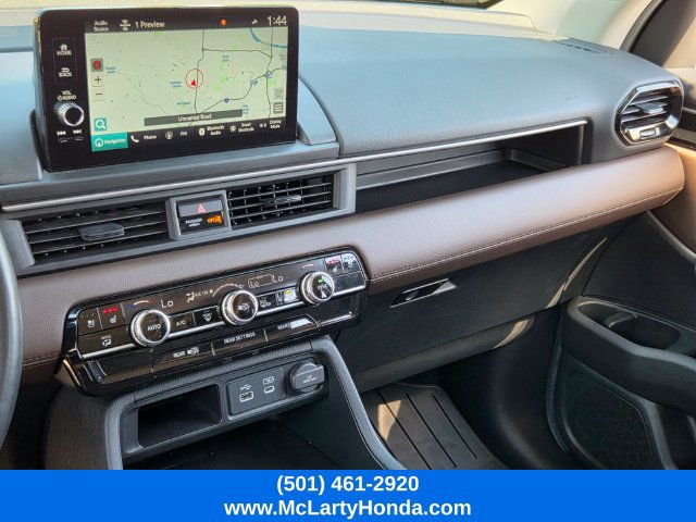 Certified 2025 Honda Pilot Elite image 32