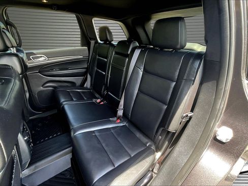 Used 2020 Jeep Grand Cherokee Limited AWD/4WD image 14