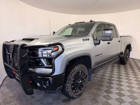 Used 2026 Chevrolet Silverado 3500 LT w/ Trail Boss Package AWD/4WD image 8