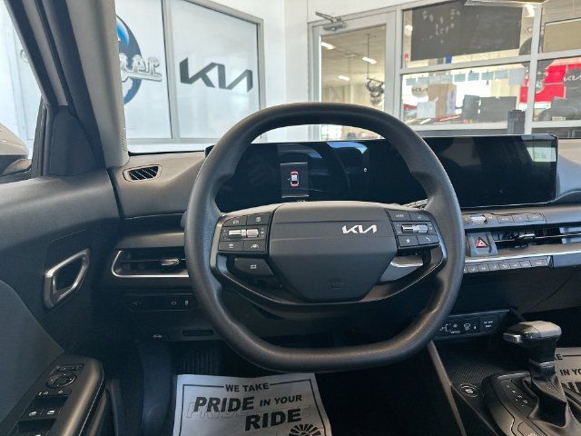Certified 2025 Kia K4 FWD image 13