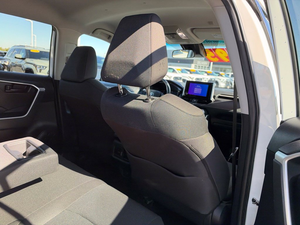 Certified 2023 Toyota RAV4 LE FWD image 25