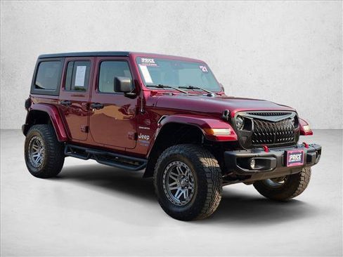Used 2021 Jeep Wrangler Unlimited Sahara w/ Cold Weather Group AWD/4WD image 3