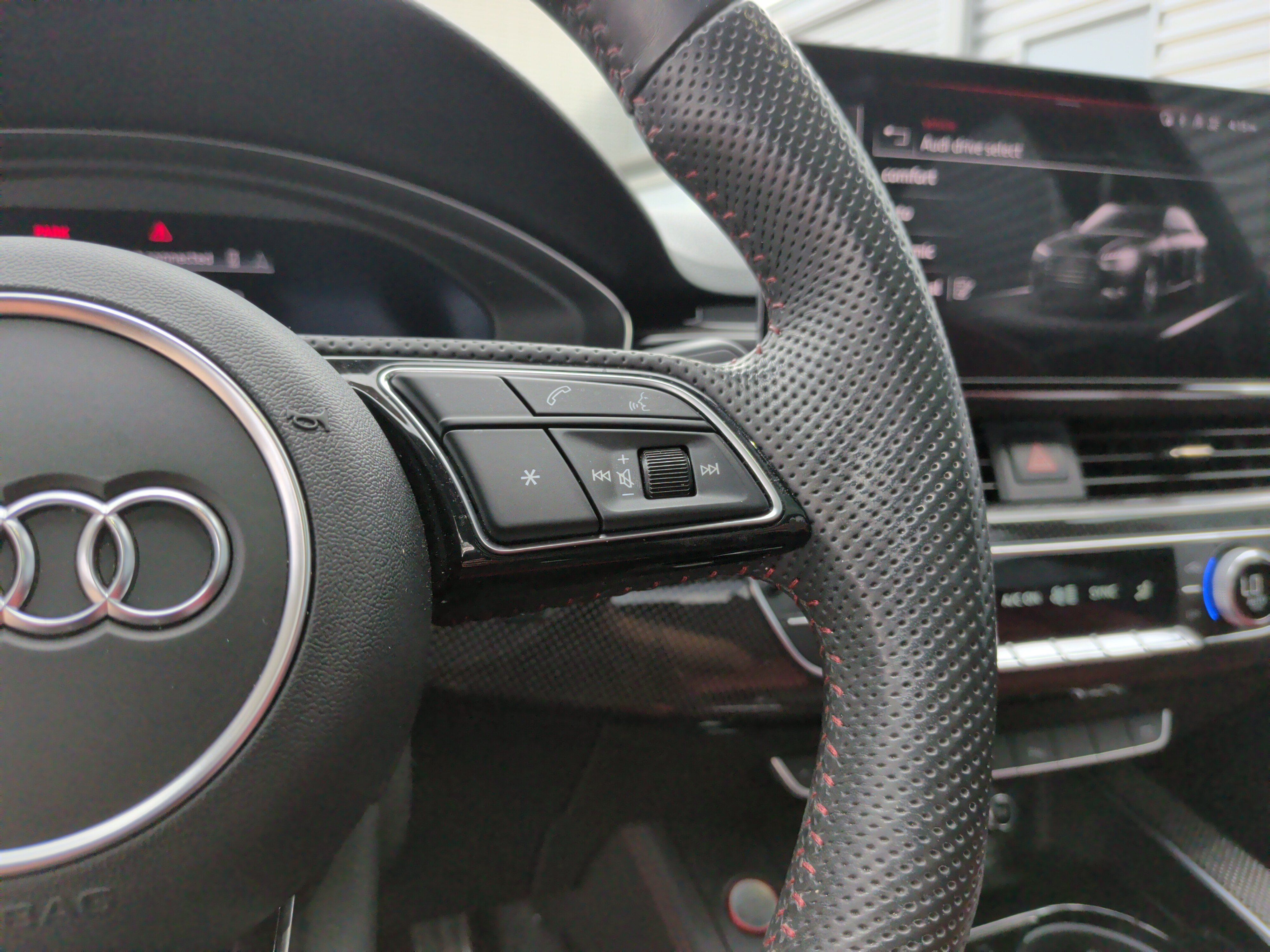 Used 2020 Audi S4 Premium Plus w/ Premium Plus Package AWD/4WD image 19