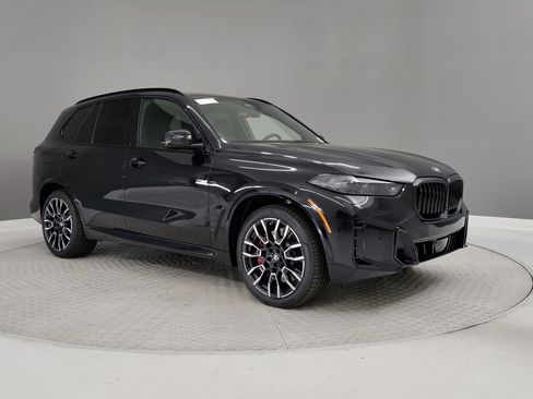 Used 2026 BMW X5 xDrive50e w/ M Sport Package AWD/4WD image 31