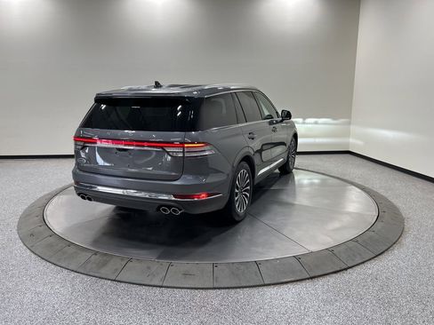 Certified 2023 Lincoln Aviator Reserve w/ Equipment Group 201A image 6