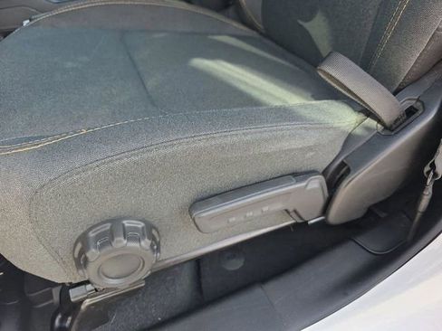 Used 2024 Jeep Wrangler Unlimited Sahara image 20