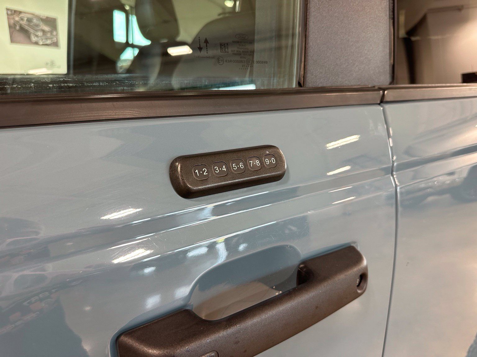 Used 2021 Ford Bronco Badlands AWD/4WD image 10