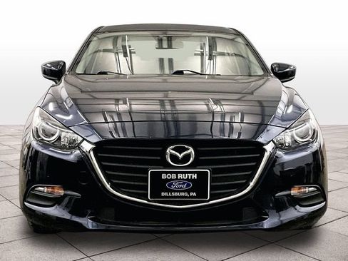 Used 2018 MAZDA MAZDA3 Touring FWD image 3