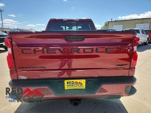 New 2026 Chevrolet Silverado 1500 RST w/ Dark Appearance Package image 9