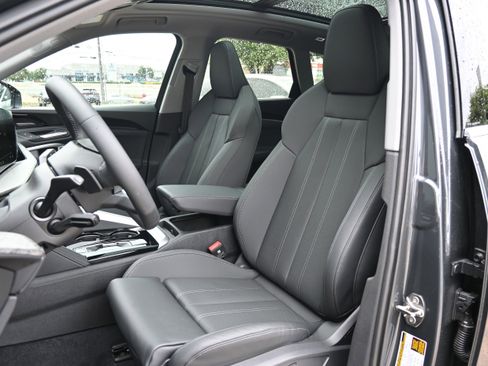 Used 2025 Audi Q5 Premium Plus image 15