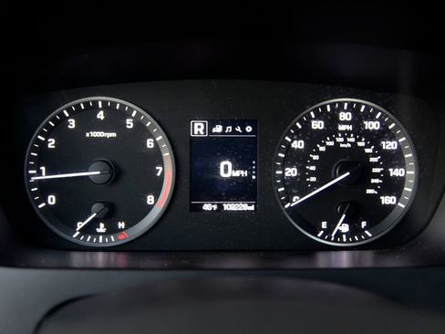 Used 2016 Hyundai Sonata SE w/ Cargo Package image 21