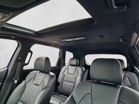 Used 2025 Kia Telluride EX X-Line AWD/4WD image 16